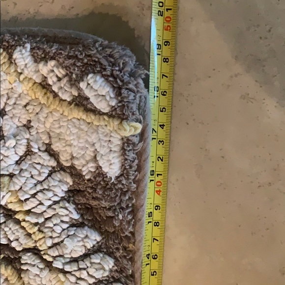 Bathroom Rug - Picture 4 of 5